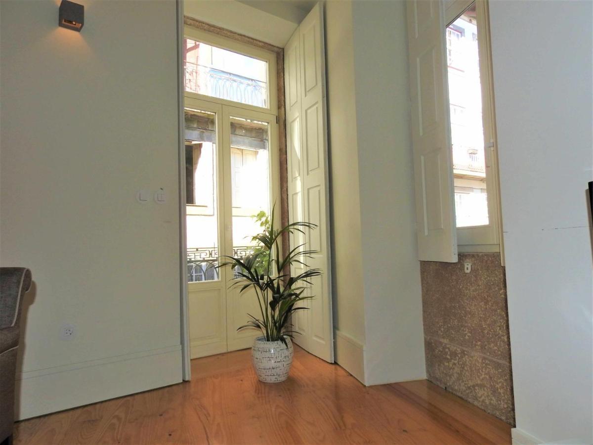 Oporto Delight 1 Luxury Apartment In Historic Center With Balcony Max 4 P 외부 사진