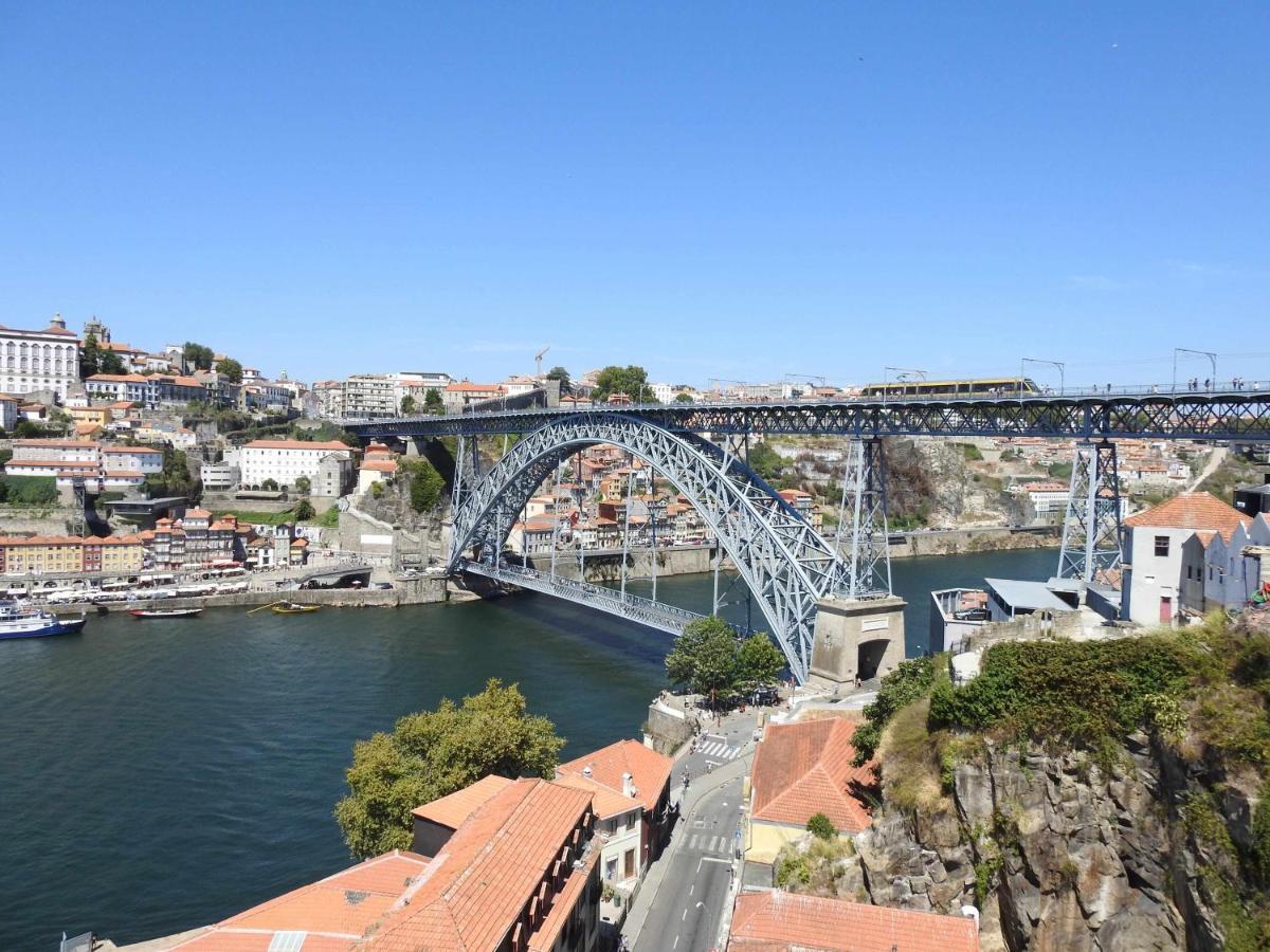 Oporto Delight 1 Luxury Apartment In Historic Center With Balcony Max 4 P 외부 사진