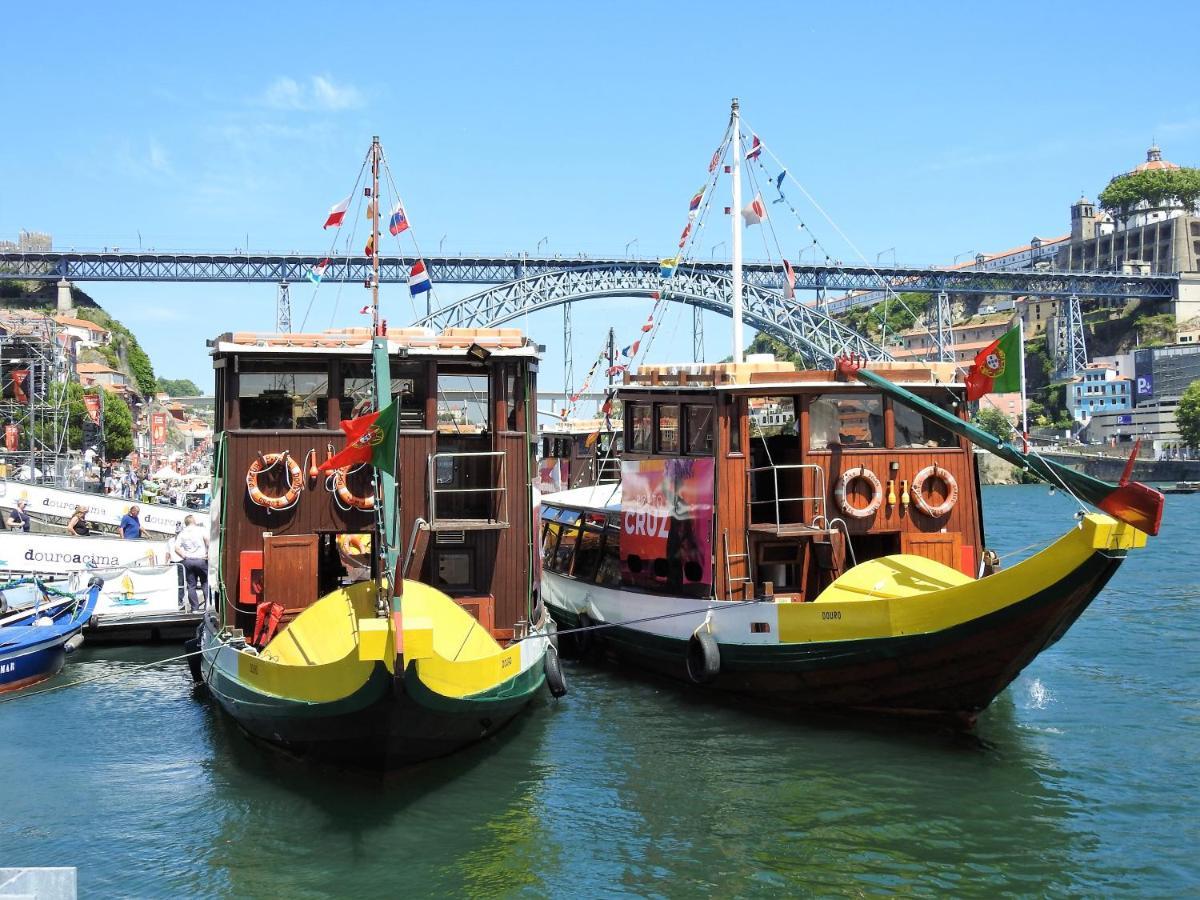 Oporto Delight 1 Luxury Apartment In Historic Center With Balcony Max 4 P 외부 사진